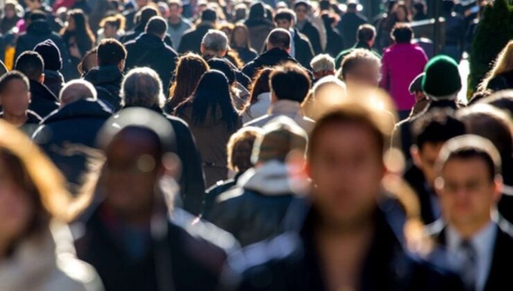 TÜİK açıkladı: Çalışma süreleri uzadı, kadın işsizliği yükseldi!