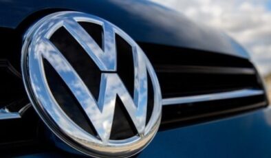 Moody’s, Volkswagen’in kredi notunu düşürdü