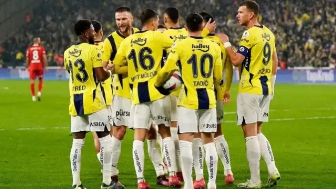 Yapay zeka Avrupa Ligi’nin şampiyonluk adaylarını açıkladı! İşte Fenerbahçe’nin yüzdesi…