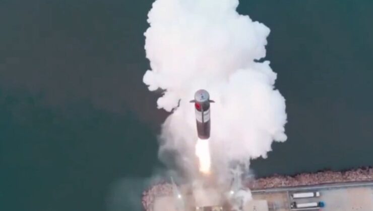 Çin, yeniden kullanılabilen roketini fırlattı: SpaceX’in peşinden geliyor