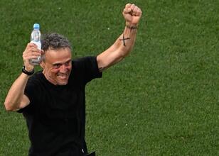 Luis Enrique, Şampiyonlar Ligi’ni 2. kez kazandı!