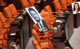 Meclis’te Can Atalay krizi derinleşiyor: CHP’li Gülizar Biçer Karaca’ya TBMM’de görev verilmemesi tansiyonu yükseltti