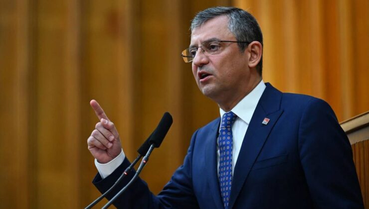 Özgür Özel: Gençlerin gelecek hayallerini Misak-ı Milli sınırları içine taşıyarak beka sorununu aşacağız