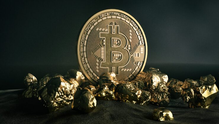 Tarihi Bir Altın Yatırımcısı Şimdi Bitcoin Satın Alıyor!
