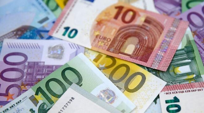 Dev banka euronun 56 lira olacağı zamanı açıkladı