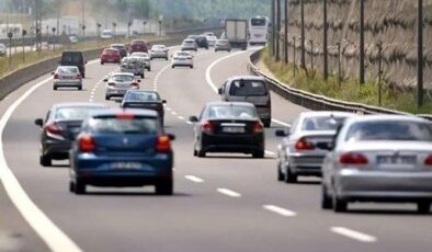 İkinci el oto pazarında bayram hareketliliği başladı