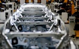 Japon otomotiv devi koltuk satmaya başladı