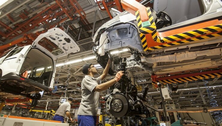 Kapı kilidi arızası Ford’u harekete geçirdi: Popüler modelin üretimi durdu