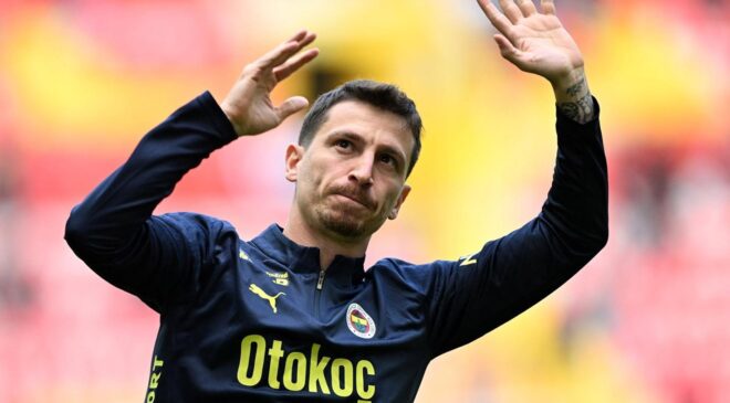 Mert Hakan Yandaş’a Süper Lig’den 2 sürpriz talip