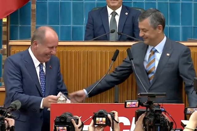 Muharrem İnce CHP'ye döndü! Rozeti takılmadı ama bir nedeni var