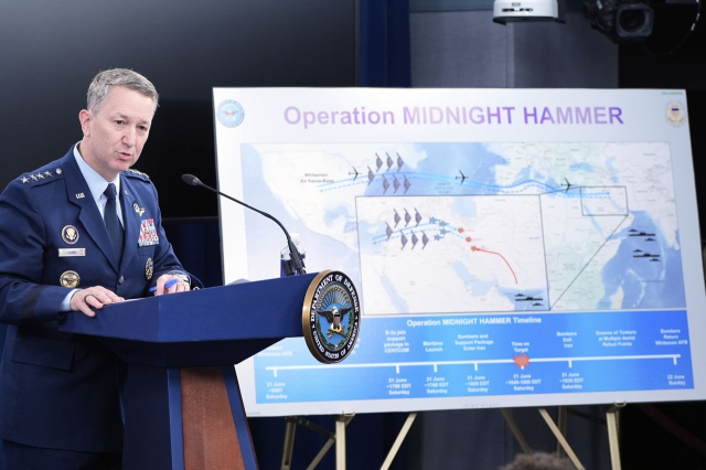 ABD, İran saldırısının detaylarını açıkladı: Nükleer program yok oldu