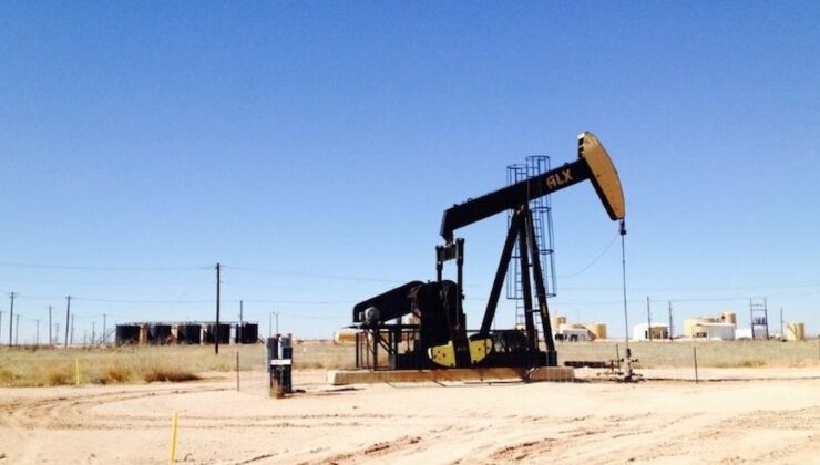 Petrol fiyatlarında sınırlı düşüş: Brent 64,92 dolara geriledi
