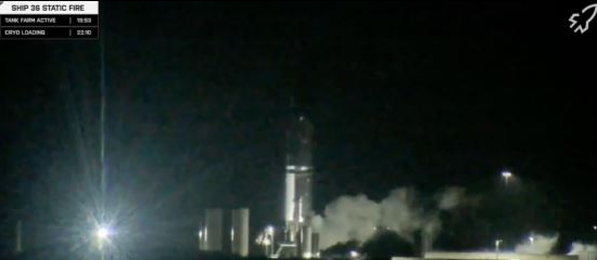 SpaceX roketi Starship, test sırasında alev topuna dönerek patladı