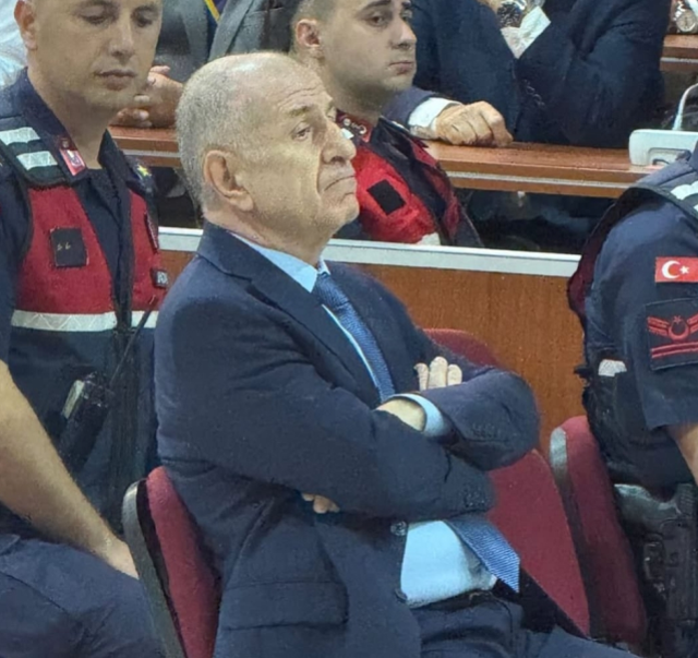 Ümit Özdağ tahliye edildi