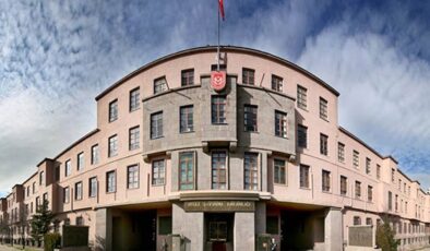 Yunanistan’ın hediye ettiği harita ortalığı karıştırdı: MSB’den sert tepki geldi
