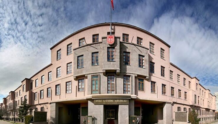 Yunanistan’ın hediye ettiği harita ortalığı karıştırdı: MSB’den sert tepki geldi