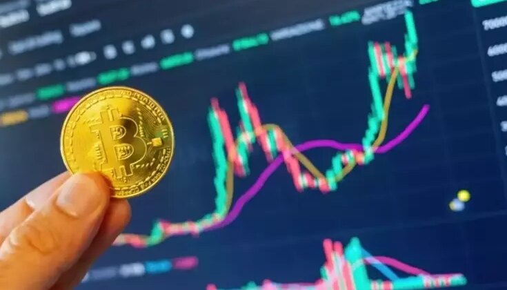 Bitcoin 112 bin doları aşarak rekor kırdı