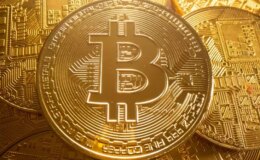 Bitcoin ETF’leri iki günde 1 milyar dolarlık giriş yakaladı