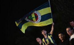 Fenerbahçeli yıldız yaptığı paylaşımla taraftarlarına veda etti
