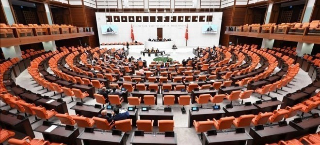 Meclis 70 günlük tatilin ardından mesaiye başlıyor