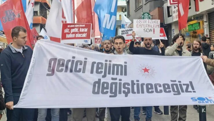 SOL Parti’den Kadıköy’de ‘Tek Adam Rejimine Son’ yürüyüşü