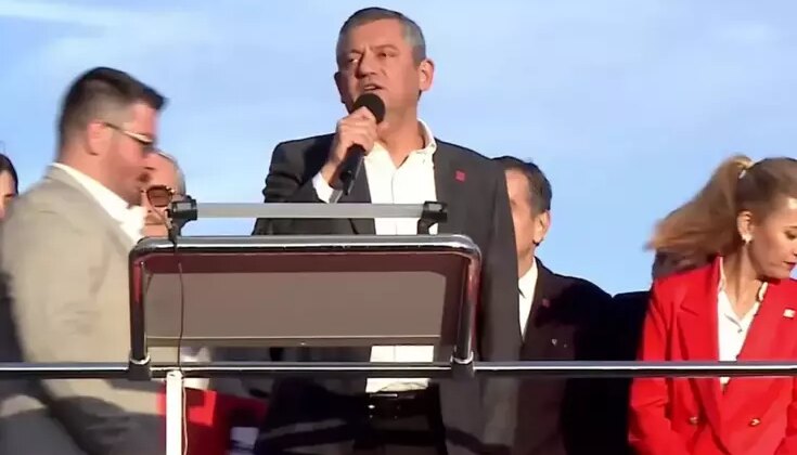 Özel’den ‘nadir toprak elementi’ çıkışı: Bunu verirsek altın yumurtlayan tavuğu vermiş oluruz