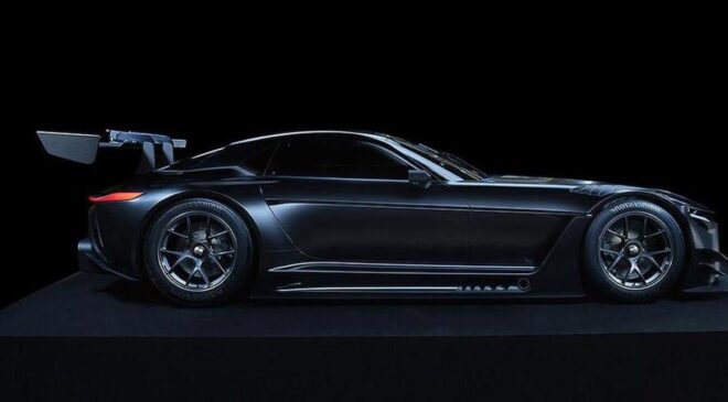 Toyota 4.0 motorlu asfalt uçağı çıkardı: Fiyatı dudak uçuklattı