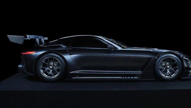 Toyota 4.0 motorlu asfalt uçağı çıkardı: Fiyatı dudak uçuklattı