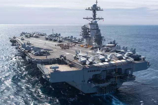 Trump, Venezuela'ya operasyon kararını verdi! ABD ordusundan b&ouml;lgeye dev yığınak