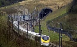 Manş Tüneli’nde elektrik arızası: Dört ülkeyi bağlayan tren seferleri durdu