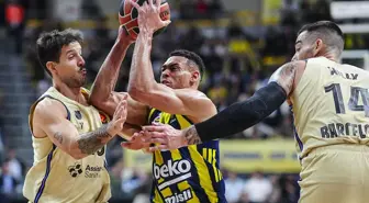 Fenerbahçe Beko, EuroLeague’de Barcelona’yı son nefeste devirdi