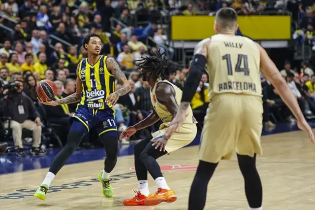 Fenerbah&ccedil;e Beko, EuroLeague'de Barcelona'yı son nefeste devirdi