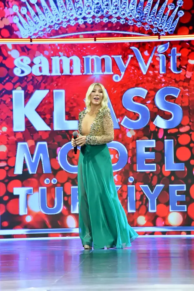 SammyVit Klass Model Türkiye yıldızlarını görkemli bir geceyle seçti SammyVit Klass Model Türkiye yıldızlarını görkemli bir geceyle seçti