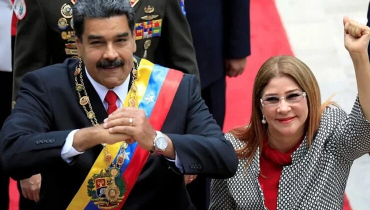 ABD basını operasyonun detaylarını duyurdu: Maduro ve eşi sürüklenerek çıkarıldı