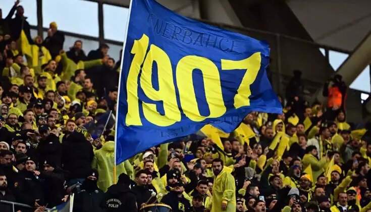 Herkes onu konuşuyor! Bir günde 2 maça çıktı