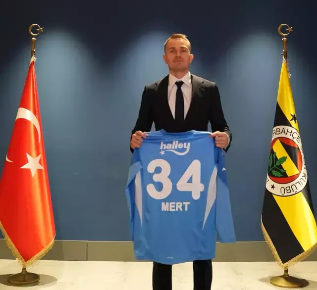 Mert G&uuml;nok resmen Fenerbah&ccedil;e'de